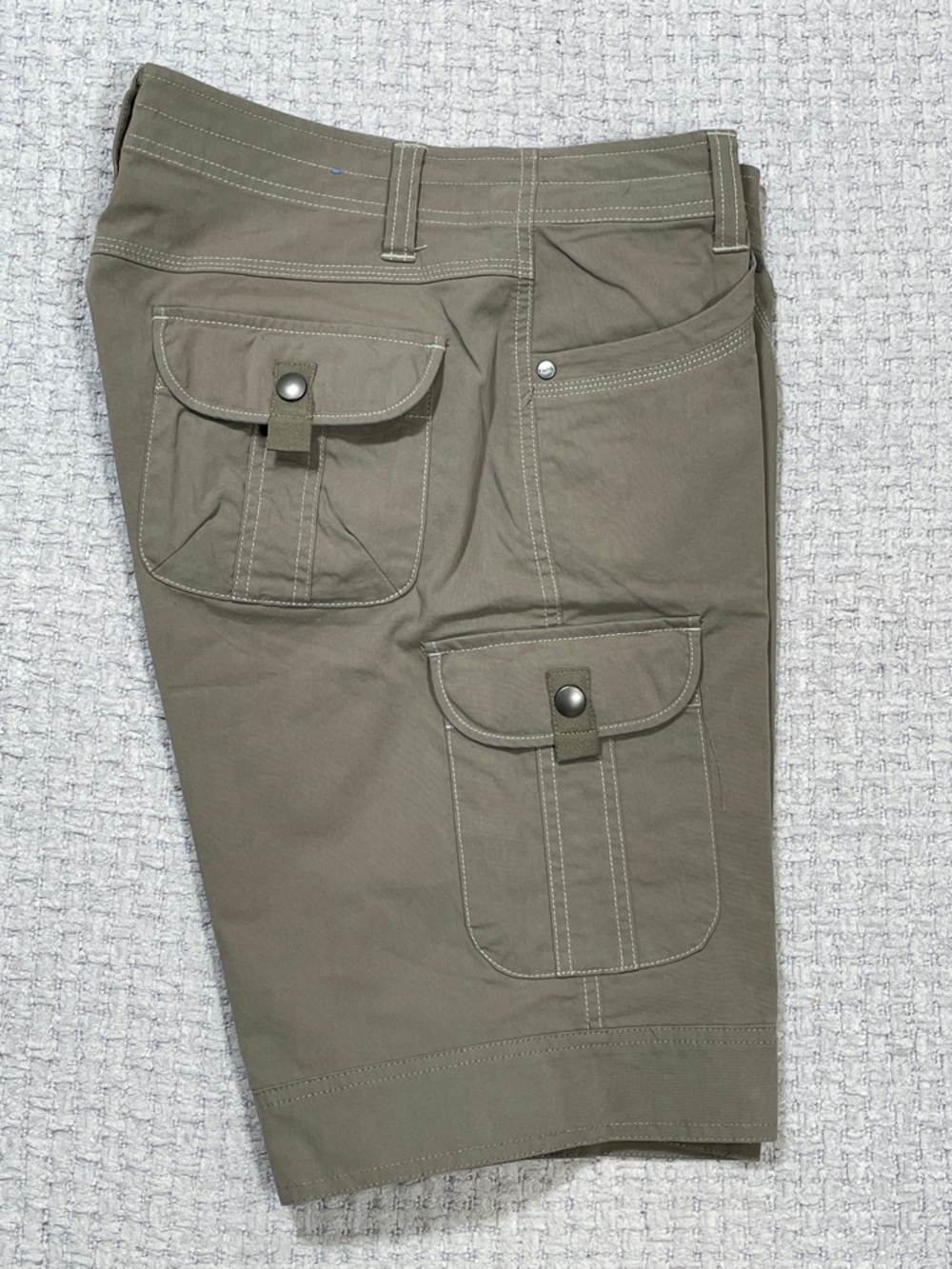 Kuhl Splash Cargo Shorts Born In The Mountains Khaki Women’s Size 4